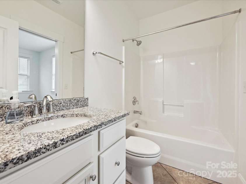 817 Digby Road, Rock Hill, SC 29730.  MLS# CAR4220717, YatesRealty ID 33076. 