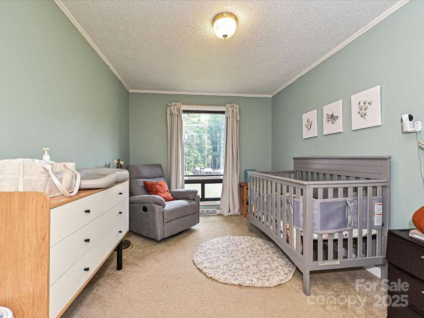 2283 Hillside Drive, Newton, NC 28658.  MLS# CAR4289056, YatesRealty ID 33077. Flex Space