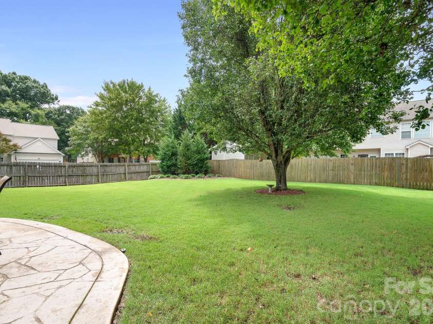 403 Lafinca Court, Fort Mill, SC 29708.  MLS# CAR4393703, YatesRealty ID 33077. Fully fenced and flat backyard