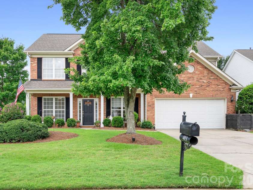 403 Lafinca Court, Fort Mill, SC 29708.  MLS# CAR4393703, YatesRealty ID 33077. It isn't just a home, it's a lifestyle!