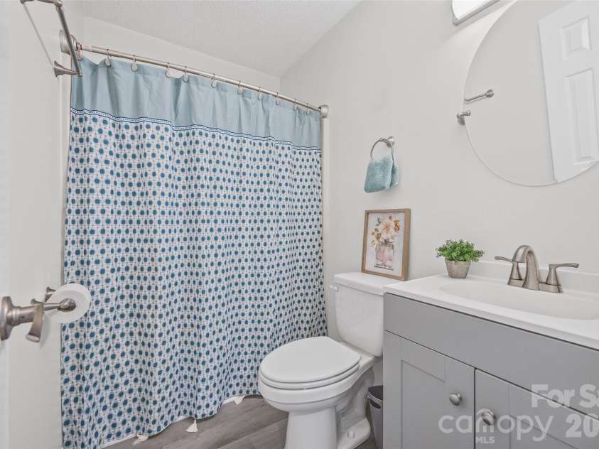 105 David Court, Fort Mill, SC 29715.  MLS# CAR4395780, YatesRealty ID 33078. 