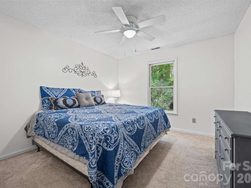 105 David Court, Fort Mill, SC 29715.  MLS# CAR4395780, YatesRealty ID 33078. 