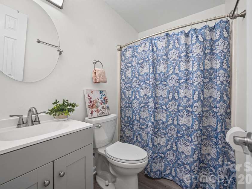 105 David Court, Fort Mill, SC 29715.  MLS# CAR4395780, YatesRealty ID 33078. 