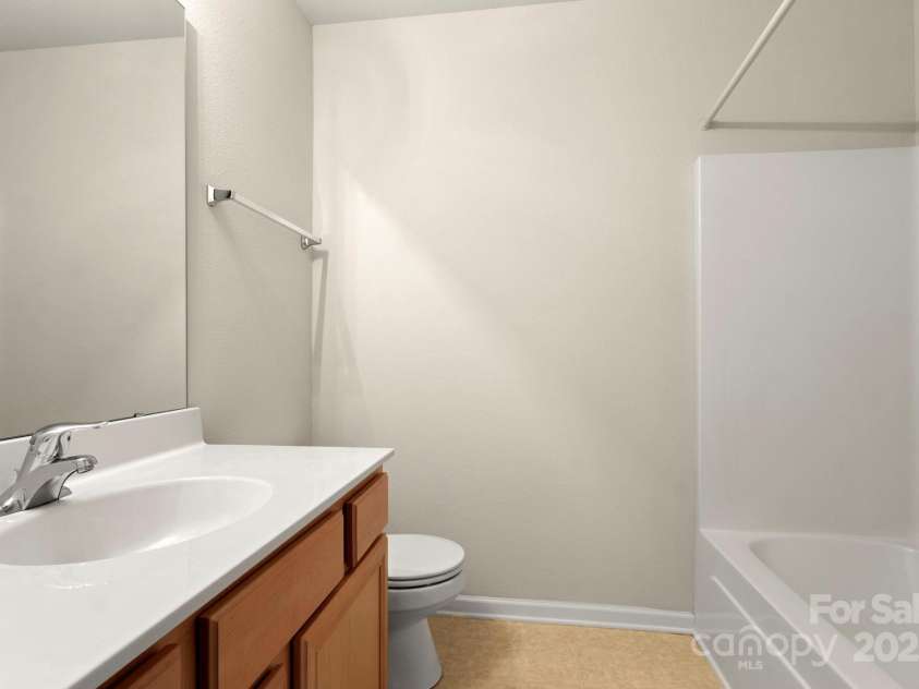 6318 Rhodins Lane, Fort Mill, SC 29707.  MLS# CAR4281464, YatesRealty ID 33078. Bathroom - 2nd floor