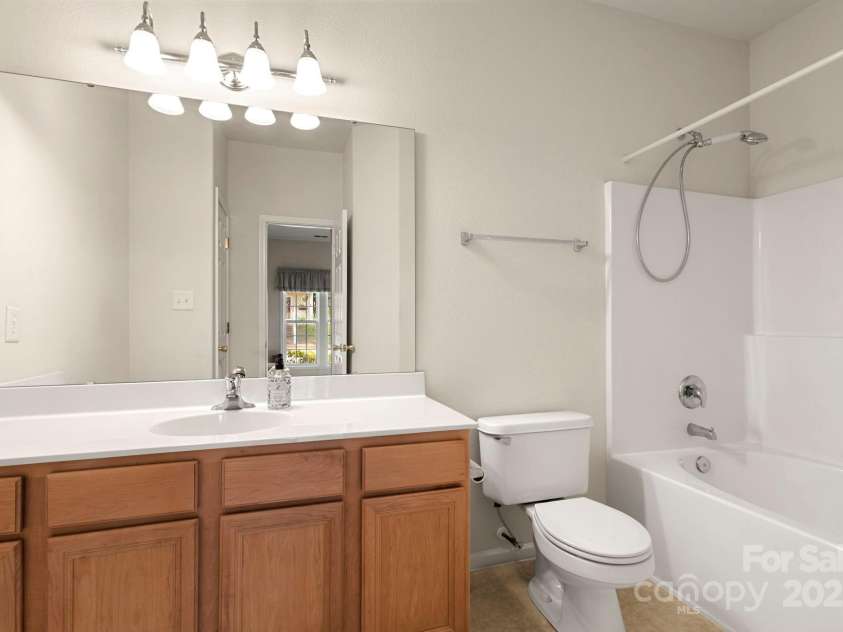 6318 Rhodins Lane, Fort Mill, SC 29707.  MLS# CAR4281464, YatesRealty ID 33078. Primary bathroom