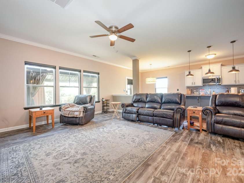 1161 Bannockburn Avenue, Rock Hill, SC 29732.  MLS# CAR4292352, YatesRealty ID 33079. 