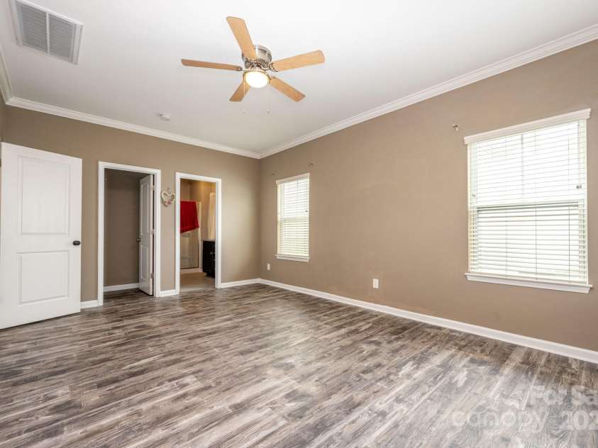 1161 Bannockburn Avenue, Rock Hill, SC 29732.  MLS# CAR4292352, YatesRealty ID 33079. 