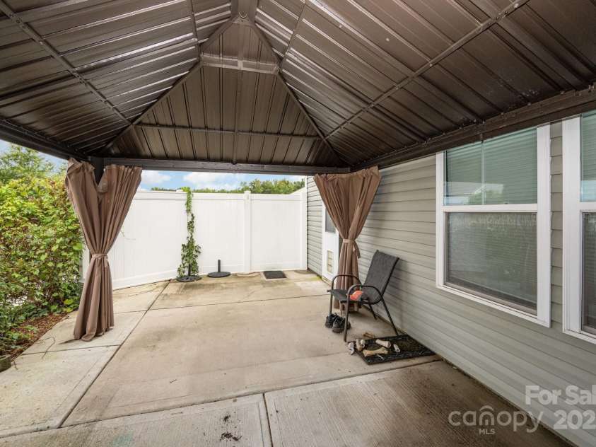 1161 Bannockburn Avenue, Rock Hill, SC 29732.  MLS# CAR4292352, YatesRealty ID 33079. 