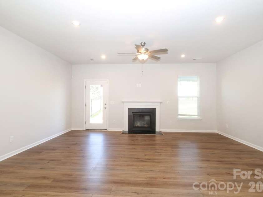 3227 Laurel Brook Drive, Denver, NC 28037.  MLS# CAR4385715, YatesRealty ID 33079. 