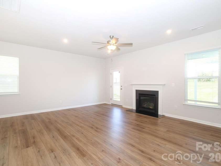 3227 Laurel Brook Drive, Denver, NC 28037.  MLS# CAR4385715, YatesRealty ID 33079. 
