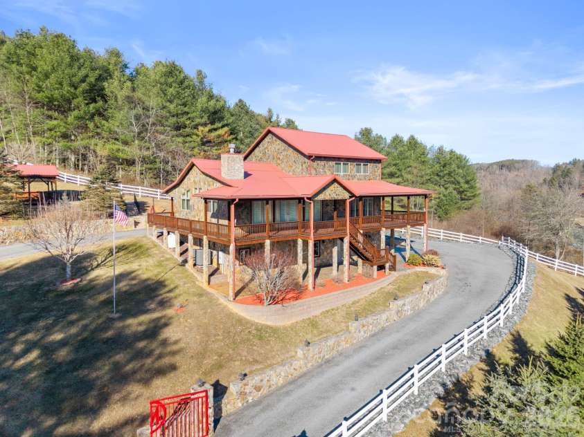 199 Joriann Drive, Crumpler, NC 28617.  MLS# CAR4341577, YatesRealty ID 3308. 