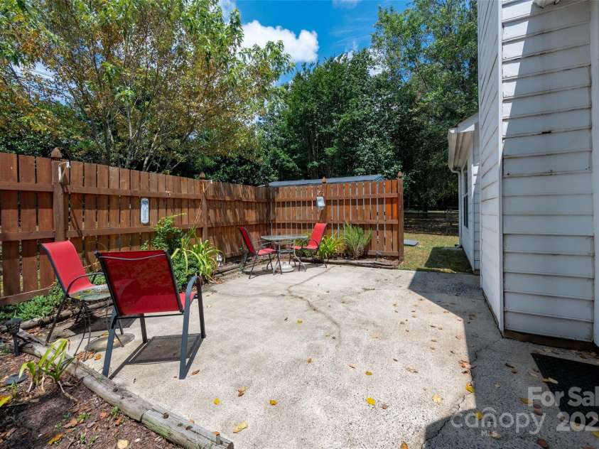 12005 Presnell Place, Charlotte, NC 28273.  MLS# CAR4287145, YatesRealty ID 33082. 