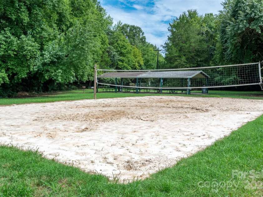 12005 Presnell Place, Charlotte, NC 28273.  MLS# CAR4287145, YatesRealty ID 33082. 