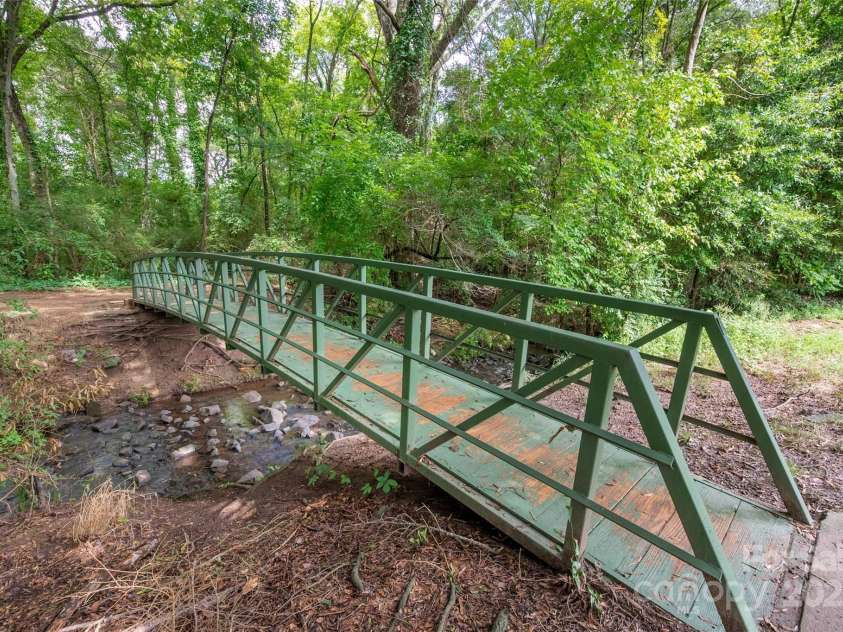 12005 Presnell Place, Charlotte, NC 28273.  MLS# CAR4287145, YatesRealty ID 33082. 