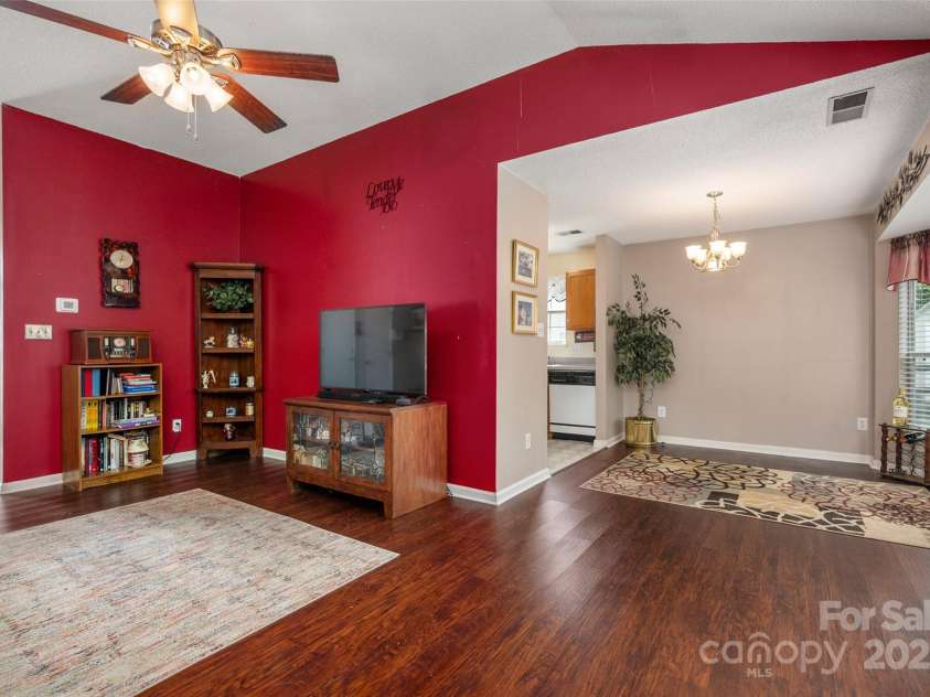 12005 Presnell Place, Charlotte, NC 28273.  MLS# CAR4287145, YatesRealty ID 33082. 