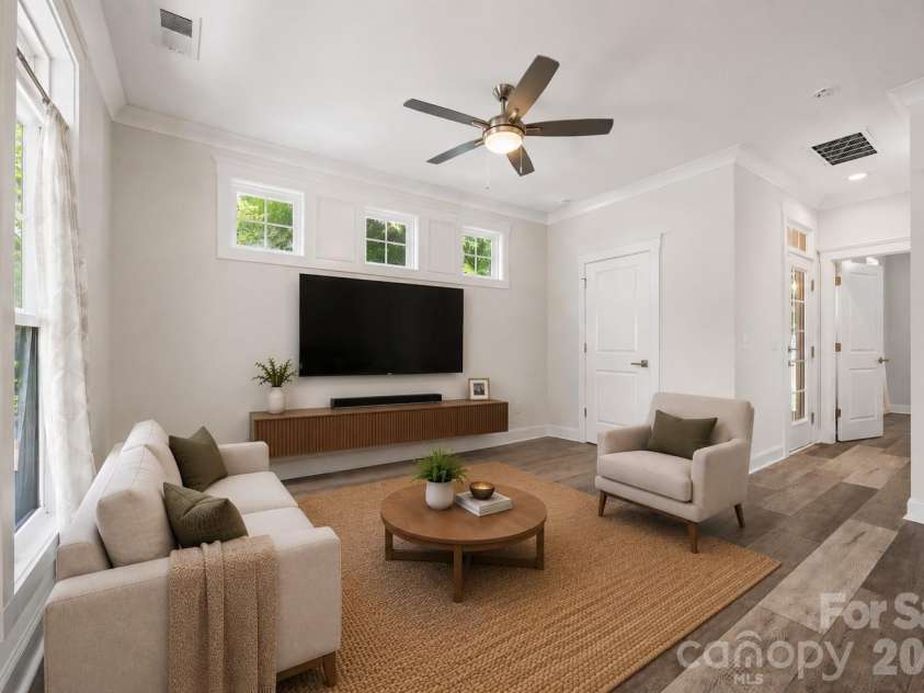 1512 Norris Avenue, Charlotte, NC 28206.  MLS# CAR4397773, YatesRealty ID 33084. 