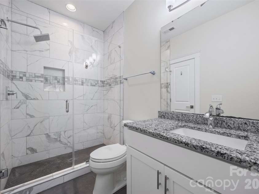 1512 Norris Avenue, Charlotte, NC 28206.  MLS# CAR4397773, YatesRealty ID 33084. 