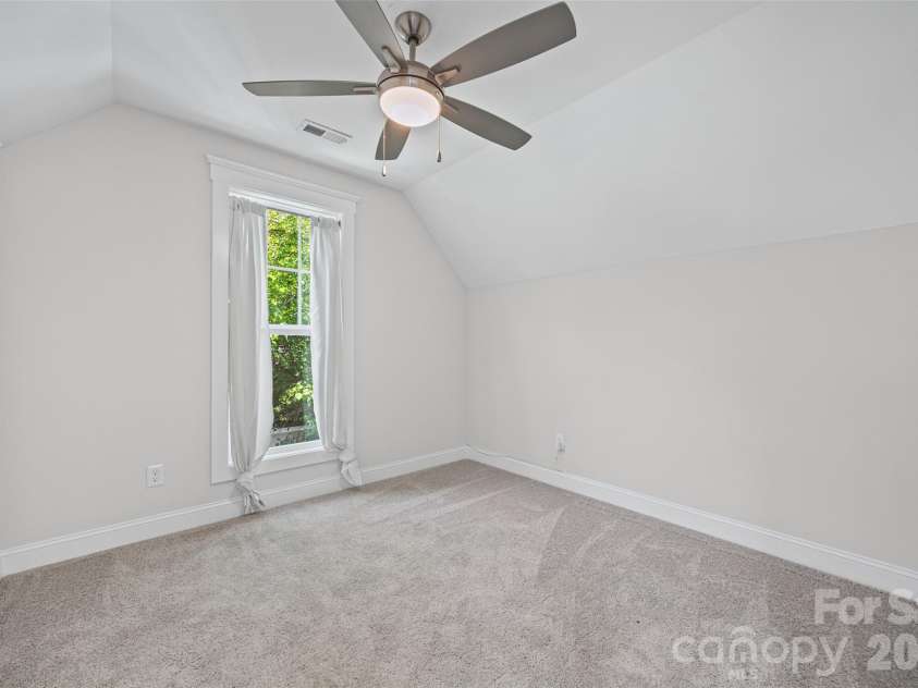 1512 Norris Avenue, Charlotte, NC 28206.  MLS# CAR4397773, YatesRealty ID 33084. 
