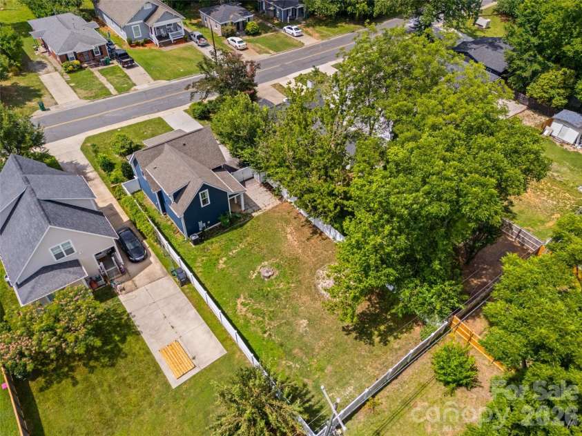 1512 Norris Avenue, Charlotte, NC 28206.  MLS# CAR4397773, YatesRealty ID 33084. 