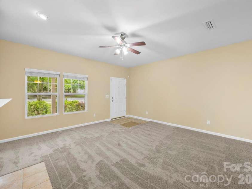 1831 Yaupon Road, Charlotte, NC 28215.  MLS# CAR4397847, YatesRealty ID 33085. 