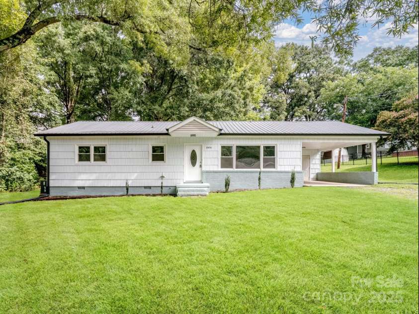 1806 Kingsley Drive, Albemarle, NC 28001.  MLS# CAR4288813, YatesRealty ID 33087. 