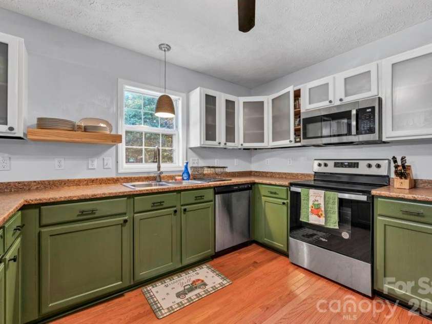 3889 Colt Court, Lenoir, NC 28645.  MLS# CAR4397660, YatesRealty ID 33087. 