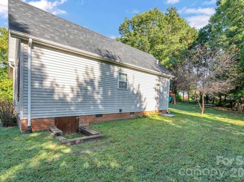 3889 Colt Court, Lenoir, NC 28645.  MLS# CAR4397660, YatesRealty ID 33087. 