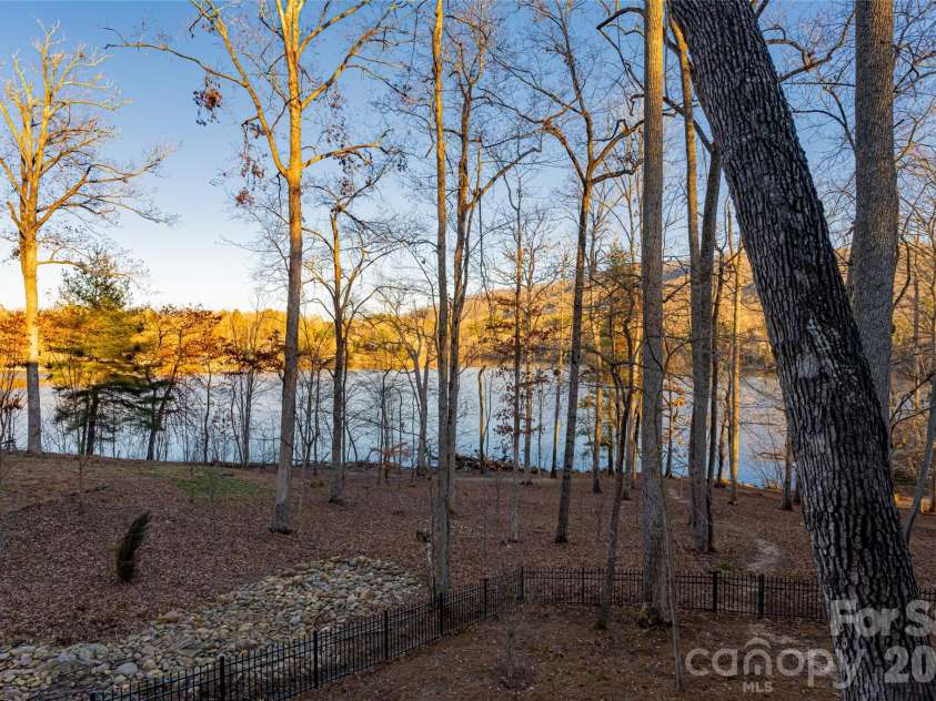 47 Twilight Sedge Drive, Biltmore Lake, NC 28715.  MLS# CAR4211901, YatesRealty ID 3309. 