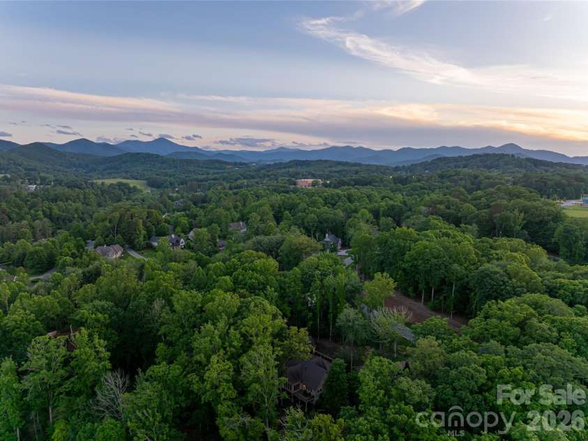 47 Twilight Sedge Drive, Biltmore Lake, NC 28715.  MLS# CAR4211901, YatesRealty ID 3309. 