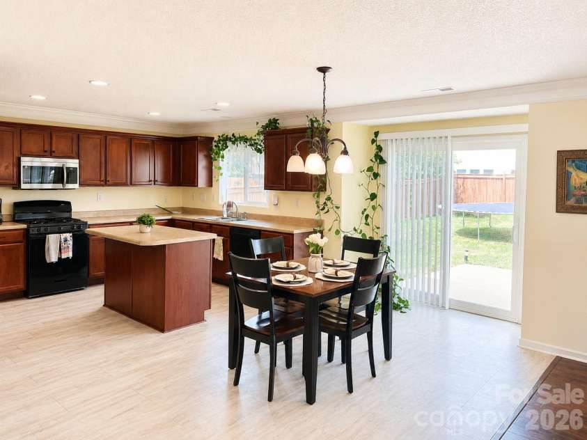 2717 Markham Woods Court, Charlotte, NC 28214.  MLS# CAR4395934, YatesRealty ID 33092. 