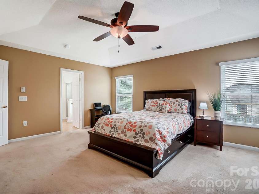 2717 Markham Woods Court, Charlotte, NC 28214.  MLS# CAR4395934, YatesRealty ID 33092. 