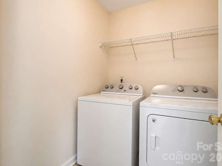 2717 Markham Woods Court, Charlotte, NC 28214.  MLS# CAR4395934, YatesRealty ID 33092. 