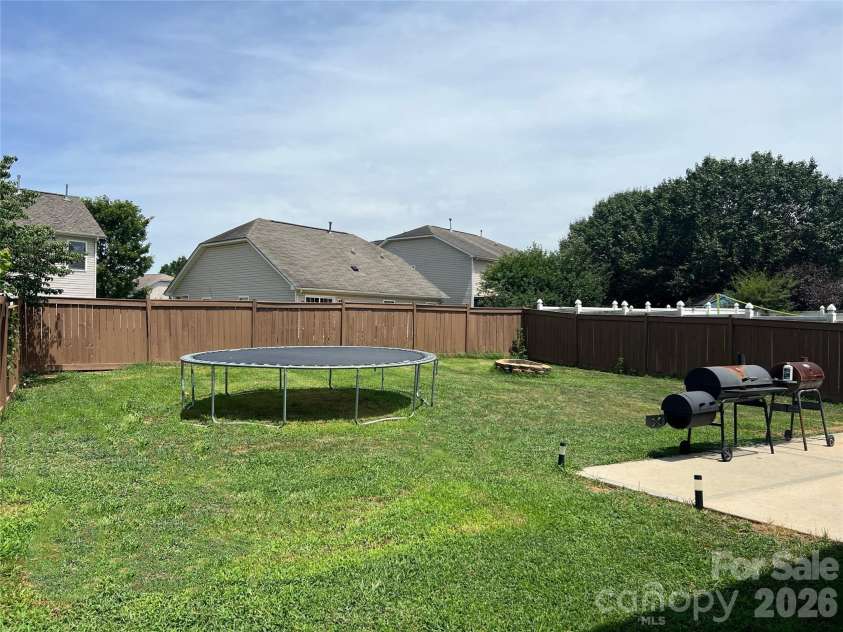 2717 Markham Woods Court, Charlotte, NC 28214.  MLS# CAR4395934, YatesRealty ID 33092. 