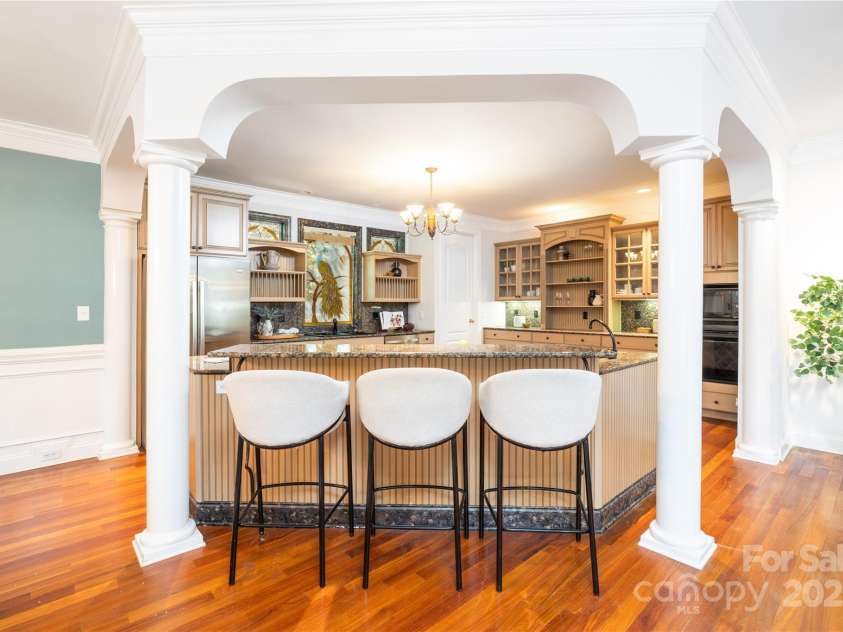 3932 Rounding Run Road, Charlotte, NC 28277.  MLS# CAR4256106, YatesRealty ID 33092. 