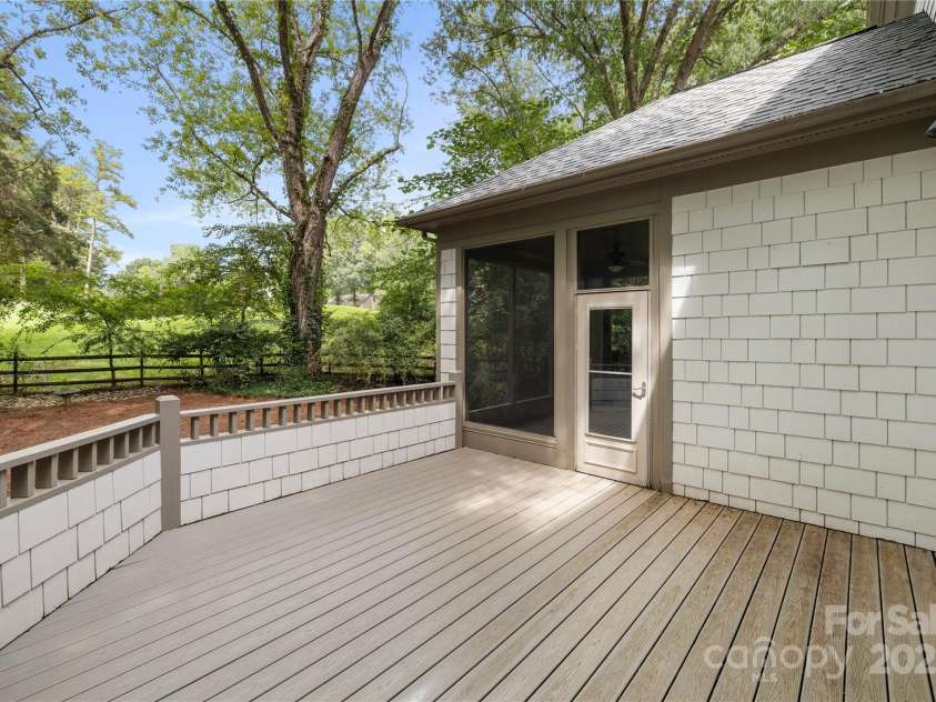 3932 Rounding Run Road, Charlotte, NC 28277.  MLS# CAR4256106, YatesRealty ID 33092. 