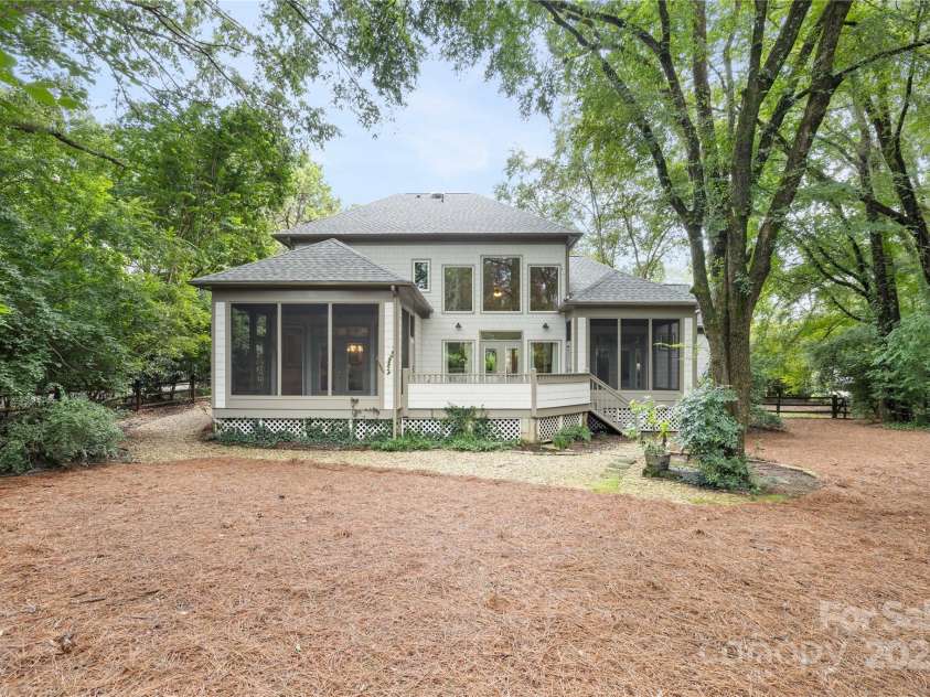 3932 Rounding Run Road, Charlotte, NC 28277.  MLS# CAR4256106, YatesRealty ID 33092. 