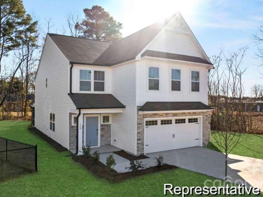 145 Tangle River Drive, Statesville, NC 28677.  MLS# CAR4397861, YatesRealty ID 33096. 