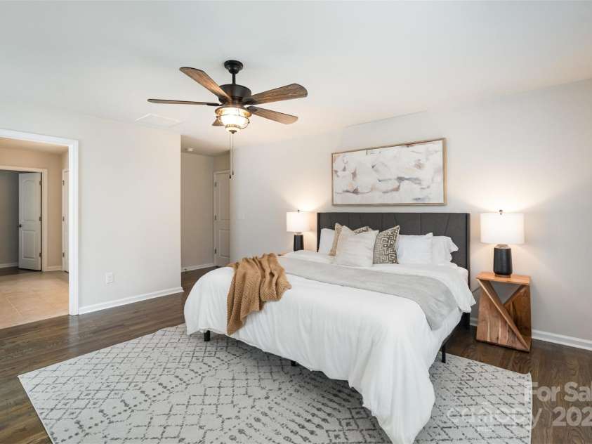 150 Haddonsfield Drive, Mooresville, NC 28115.  MLS# CAR4266211, YatesRealty ID 33097. Spacious primary suite