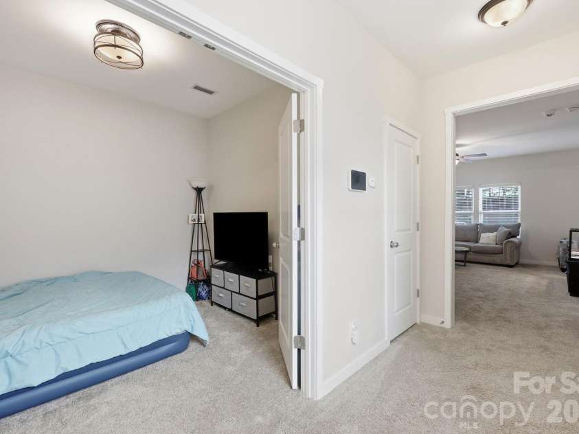 8411 Washoe Pine Lane, Charlotte, NC 28215.  MLS# CAR4397190, YatesRealty ID 33097. 
