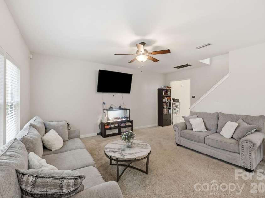 8411 Washoe Pine Lane, Charlotte, NC 28215.  MLS# CAR4397190, YatesRealty ID 33097. 