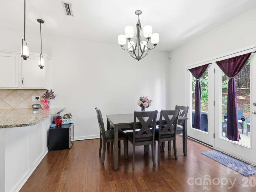 8411 Washoe Pine Lane, Charlotte, NC 28215.  MLS# CAR4397190, YatesRealty ID 33097. 