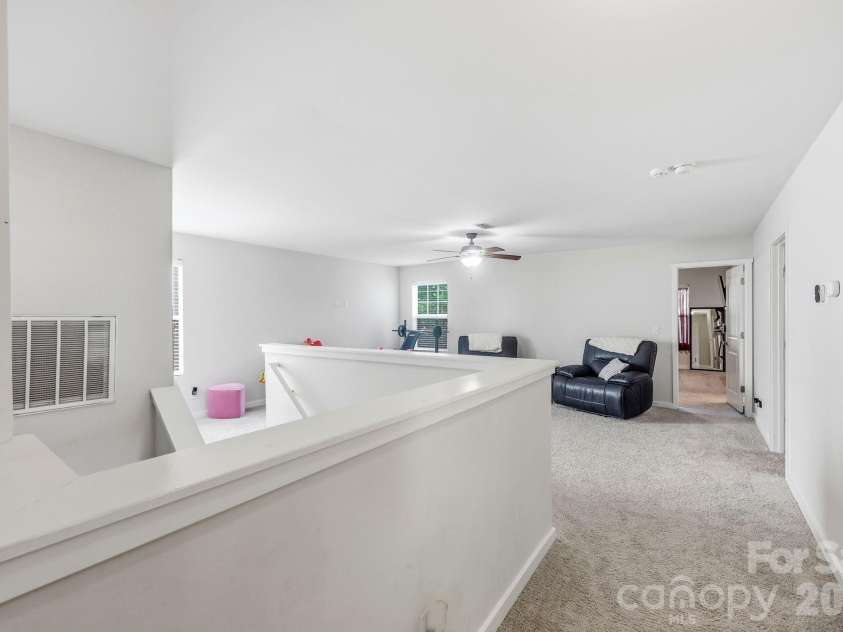 8411 Washoe Pine Lane, Charlotte, NC 28215.  MLS# CAR4397190, YatesRealty ID 33097. 
