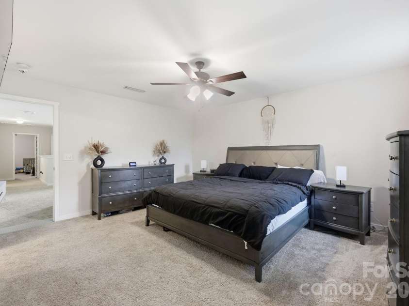 8411 Washoe Pine Lane, Charlotte, NC 28215.  MLS# CAR4397190, YatesRealty ID 33097. 