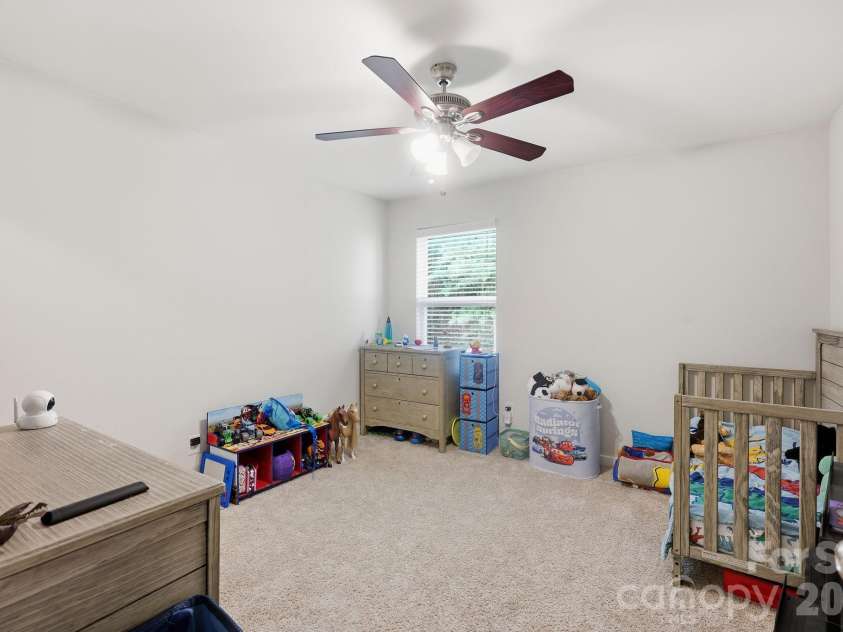 8411 Washoe Pine Lane, Charlotte, NC 28215.  MLS# CAR4397190, YatesRealty ID 33097. 