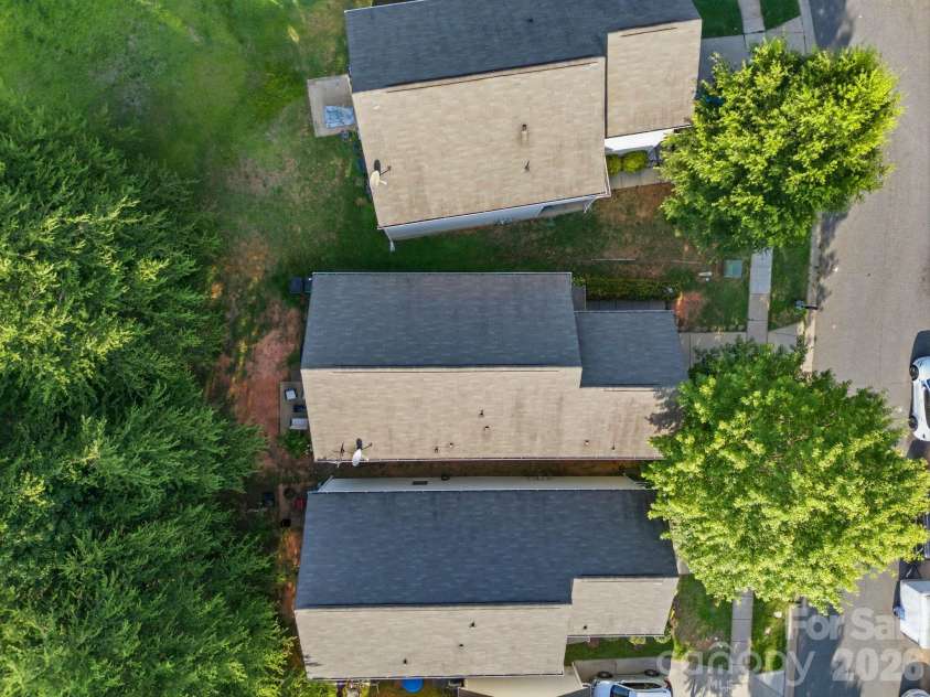 8411 Washoe Pine Lane, Charlotte, NC 28215.  MLS# CAR4397190, YatesRealty ID 33097. 
