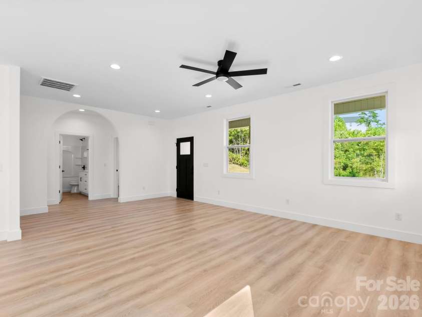 80 Vineyard Village Drive, Old Fort, NC 28762.  MLS# CAR4397361, YatesRealty ID 33098. 