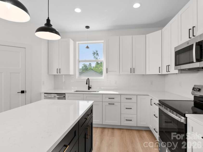 80 Vineyard Village Drive, Old Fort, NC 28762.  MLS# CAR4397361, YatesRealty ID 33098. 