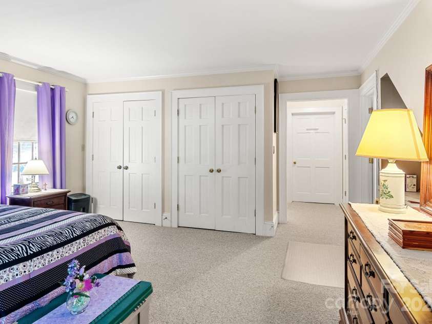 205 Vauxhall Drive, Shelby, NC 28150.  MLS# CAR4131707, YatesRealty ID 331. Additional bedroom w/ closets...