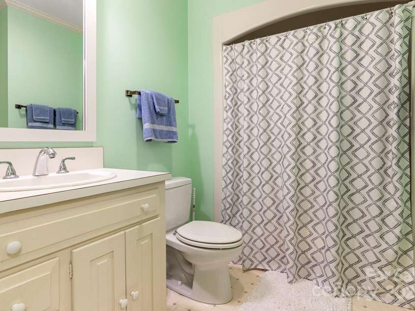 205 Vauxhall Drive, Shelby, NC 28150.  MLS# CAR4131707, YatesRealty ID 331. ...could be 2nd primary bedroom!