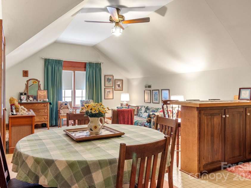 205 Vauxhall Drive, Shelby, NC 28150.  MLS# CAR4131707, YatesRealty ID 331. ...dining area, spacious living area and bath!